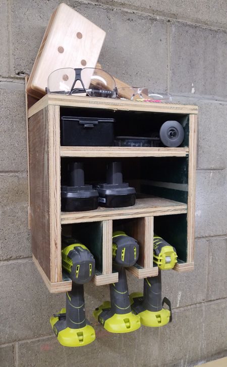 Drill holder on the wall